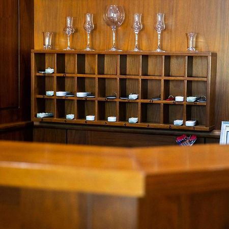 Hotel Leo ペーチ エクステリア 写真
